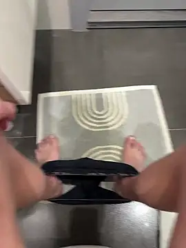 Snapshot of myPriority01 chatting on 11.07.25 myPriority01 online show from 11.07.25