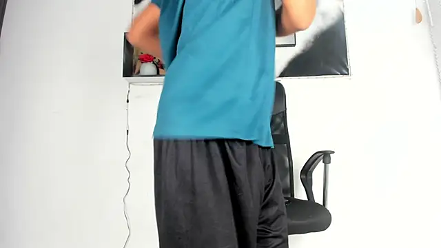 tyler twink boy online show from 10.01.25