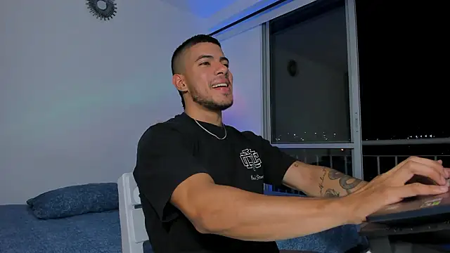 Snapshot of Kalyan_Casstelo chatting on 03.03.26 Kalyan Casstelo online show from 03.03.26