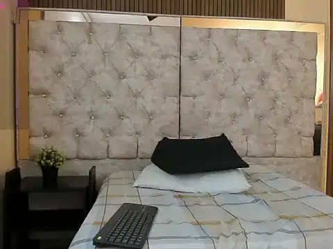 shantall 05 online show from 04.11.26