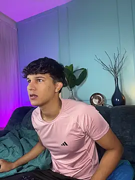 Leo Savage  online show from 03.14.26