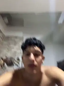 Leo Savage  online show from 04.04.26