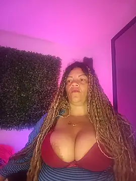 Snapshot of Eva_Luxei chatting on 09.22.25 Eva Luxei online show from 09.22.25