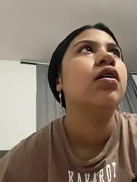 Snapshot of AntonellaCute_ab chatting on 09.30.25 AntonellaCute ab online show from 09.30.25