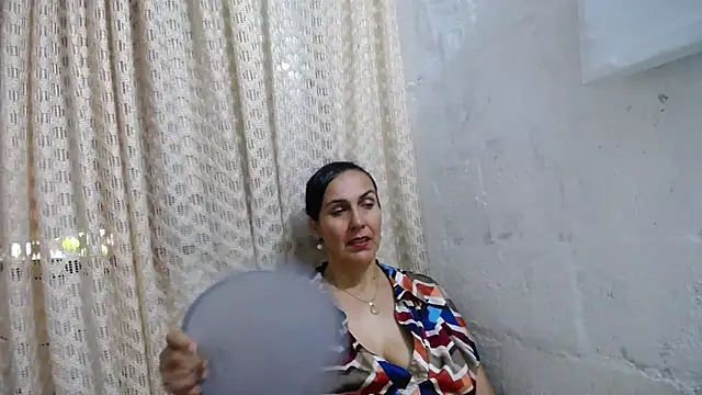 gabbyparker  online show from 10.18.25