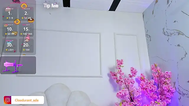 Snapshot of Cloedurant chatting on 09.29.25 Cloedurant online show from 09.29.25