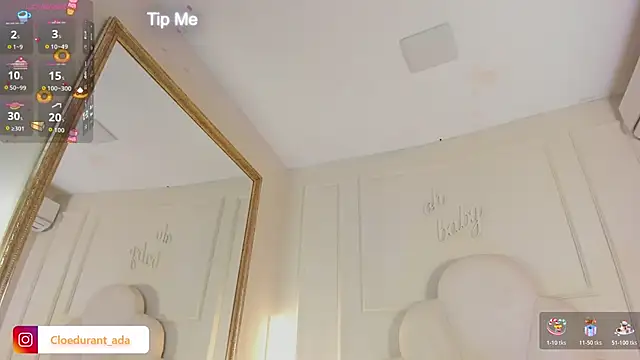 Snapshot of Cloedurant chatting on 10.17.25 Cloedurant online show from 10.17.25