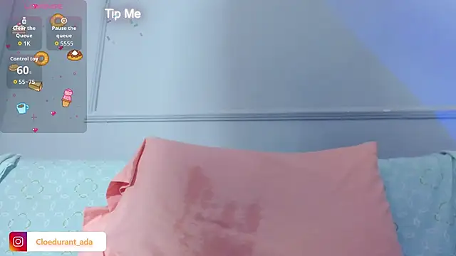 Snapshot of Cloedurant chatting on 01.10.26 Cloedurant online show from 01.10.26