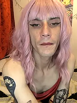 Snapshot of femdomroom chatting on 11.30.25 femdomroom online show from 11.30.25