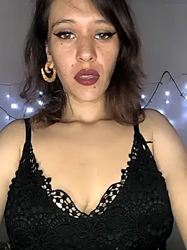 Snapshot of femdomroom chatting on 03.27.26 femdomroom online show from 03.27.26