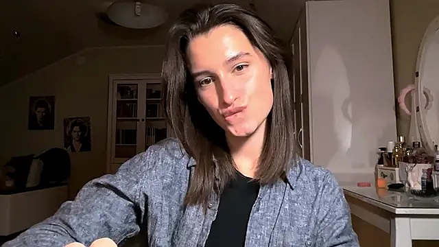 DarlineBrustera online show from 02.26.26