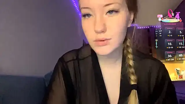 Snapshot of PandaFluff chatting on 01.17.26 PandaFluff online show from 01.17.26