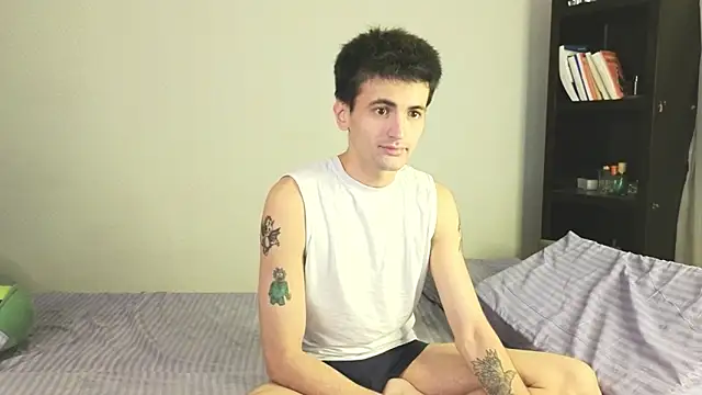 saintlauren1 online show from 10.05.25