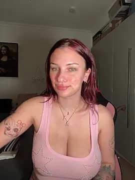 Snapshot of OliviaaFischer chatting on 05.24.26 OliviaaFischer online show from 05.24.26