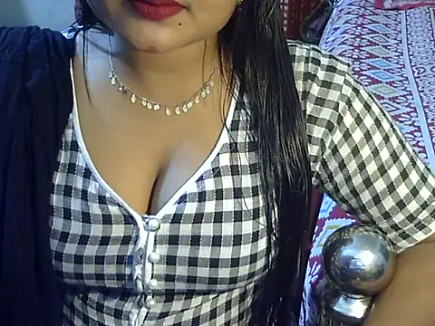 Nusrat Faria07 online show from 10.20.25