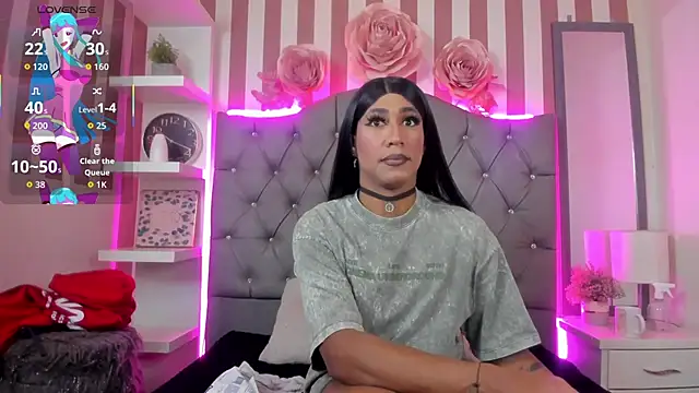 Snapshot of Lucia-Horny24 chatting on 09.19.25 Lucia-Horny24 online show from 09.19.25