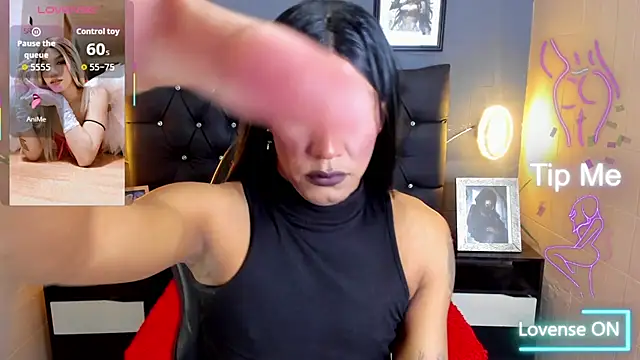 Snapshot of Lucia-Horny24 chatting on 11.07.25 Lucia-Horny24 online show from 11.07.25