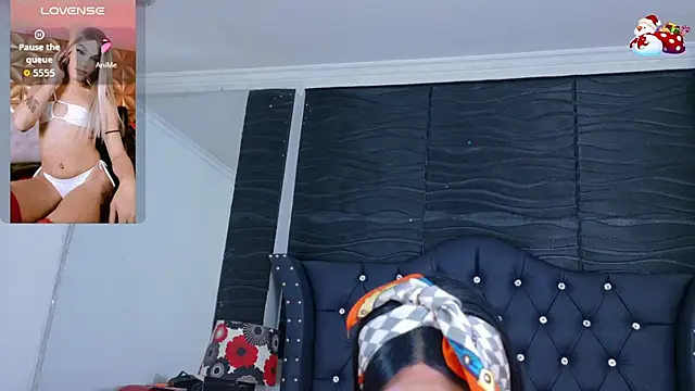 Snapshot of Lucia-Horny24 chatting on 11.12.25 Lucia-Horny24 online show from 11.12.25