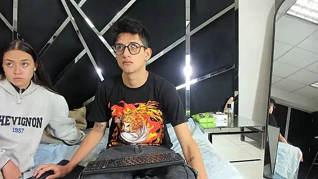 Noa Arez online show from 01.18.26