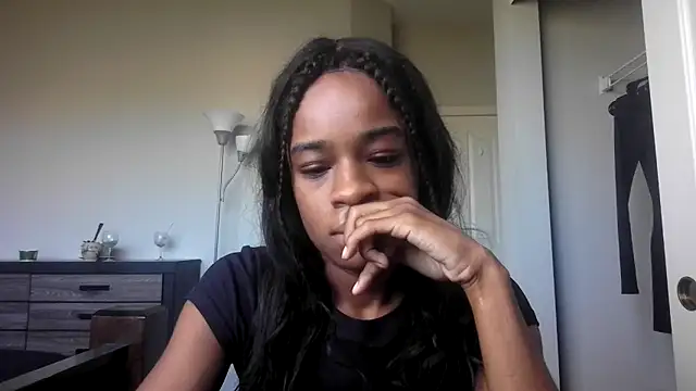 Marlowlovee online show from 09.14.25