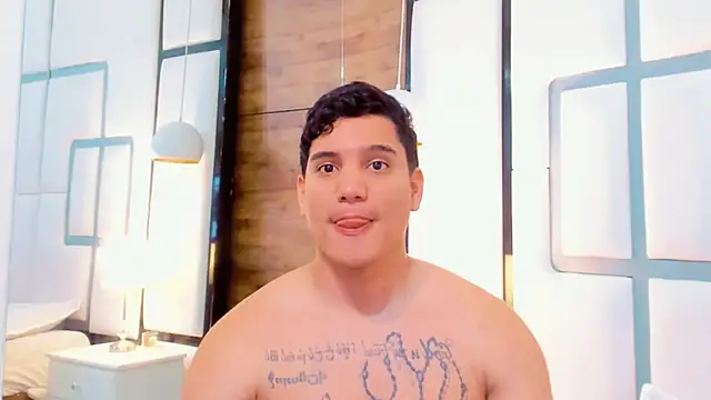 Snapshot of RaymondMorris chatting on 10.21.25 RaymondMorris online show from 10.21.25