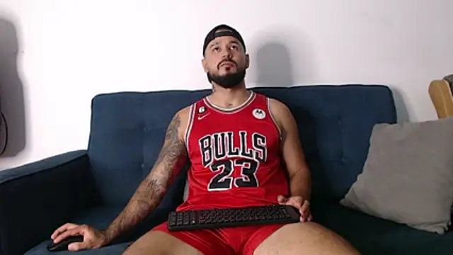 Snapshot of Eric_Evans1 chatting on 11.11.25 Eric Evans1 online show from 11.11.25