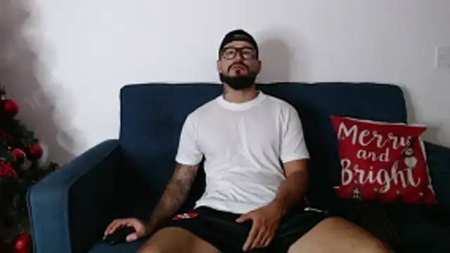 Snapshot of Eric_Evans1 chatting on 11.25.25 Eric Evans1 online show from 11.25.25