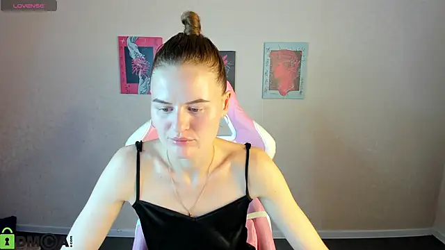 Snapshot of Wanda_Gomez chatting on 09.26.25 Wanda Gomez online show from 09.26.25