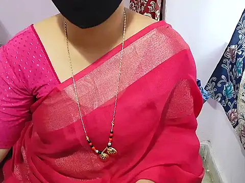 Snapshot of jannu6482 chatting on 10.19.25 jannu6482 online show from 10.19.25