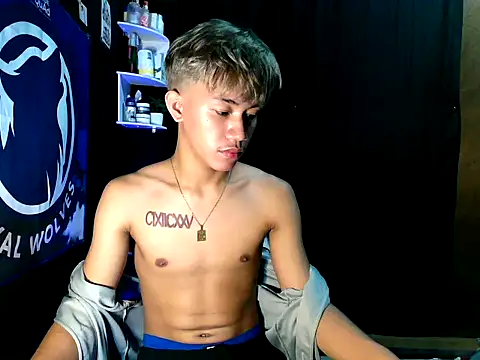 naughtyboyloy 0 online show from 11.08.25