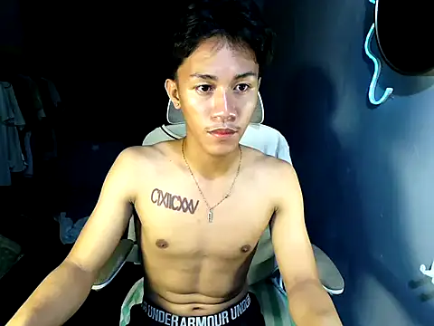 naughtyboyloy 0 online show from 05.12.26