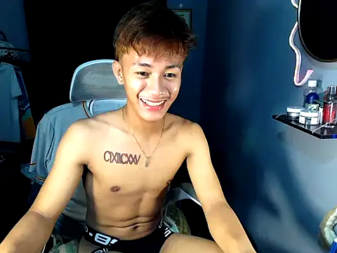 naughtyboyloy 0 online show from 05.24.26