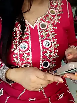 Snapshot of PRIYA_22 chatting on 05.10.26 PRIYA 22 online show from 05.10.26