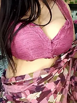 Snapshot of PRIYA_22 chatting on 05.18.26 PRIYA 22 online show from 05.18.26