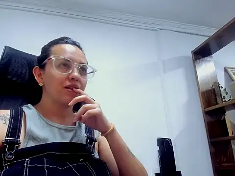 dalila macherano1 online show from 01.16.26