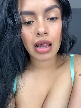 Melissa coch online show from 04.15.26