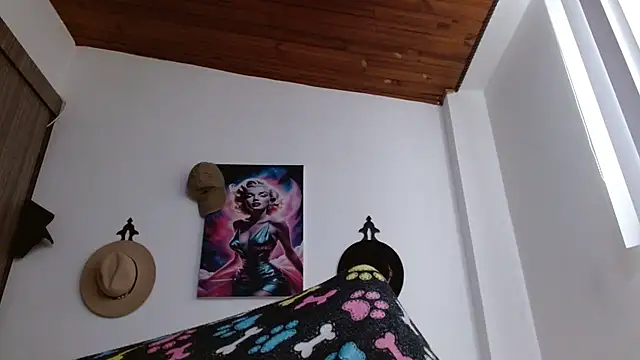 Crystal Star  online show from 02.16.26