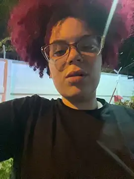 Snapshot of Enyagleam_ chatting on 10.03.25 Enyagleam online show from 10.03.25