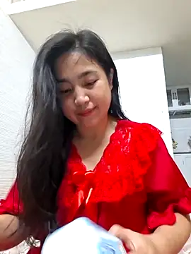 Snapshot of Minn-cute chatting on 11.09.25 Minn-cute online show from 11.09.25