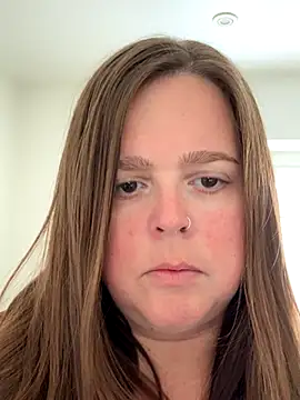 Snapshot of hornykitty1210 chatting on 11.11.25 hornykitty1210 online show from 11.11.25