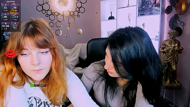 lola sun12 online show from 11.26.25