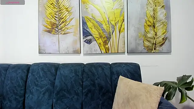 Alana steel 1 online show from 10.08.25