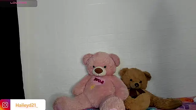 HaileyDuke online show from 04.14.26