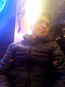 Ffeenniizz online show from 04.13.26