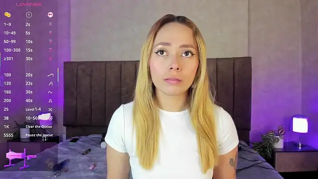 LanaMills  online show from 11.16.25