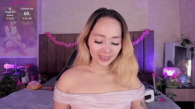 LanaMills  online show from 05.21.26