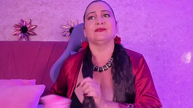 PalomaLombardi online show from 12.19.25