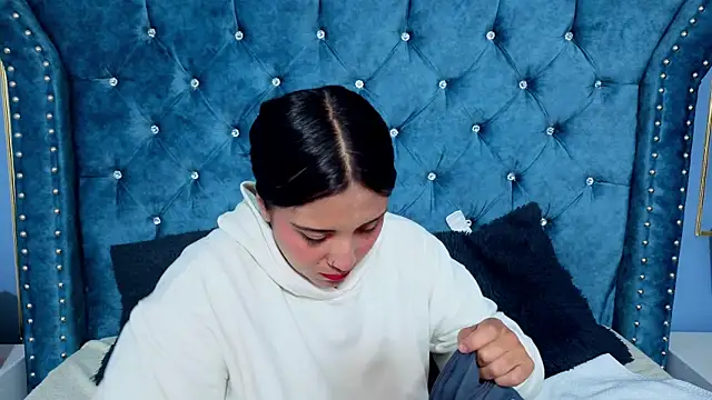 EmilyGala online show from 11.15.25