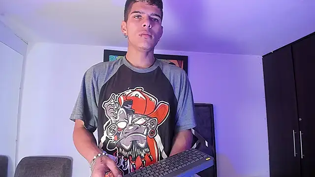 wyatt 3 online show from 11.08.25