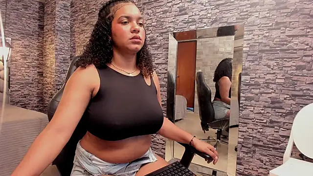 BellyBigBoobs online show from 09.23.25